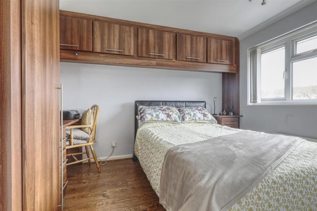 Bedroom1.jpg