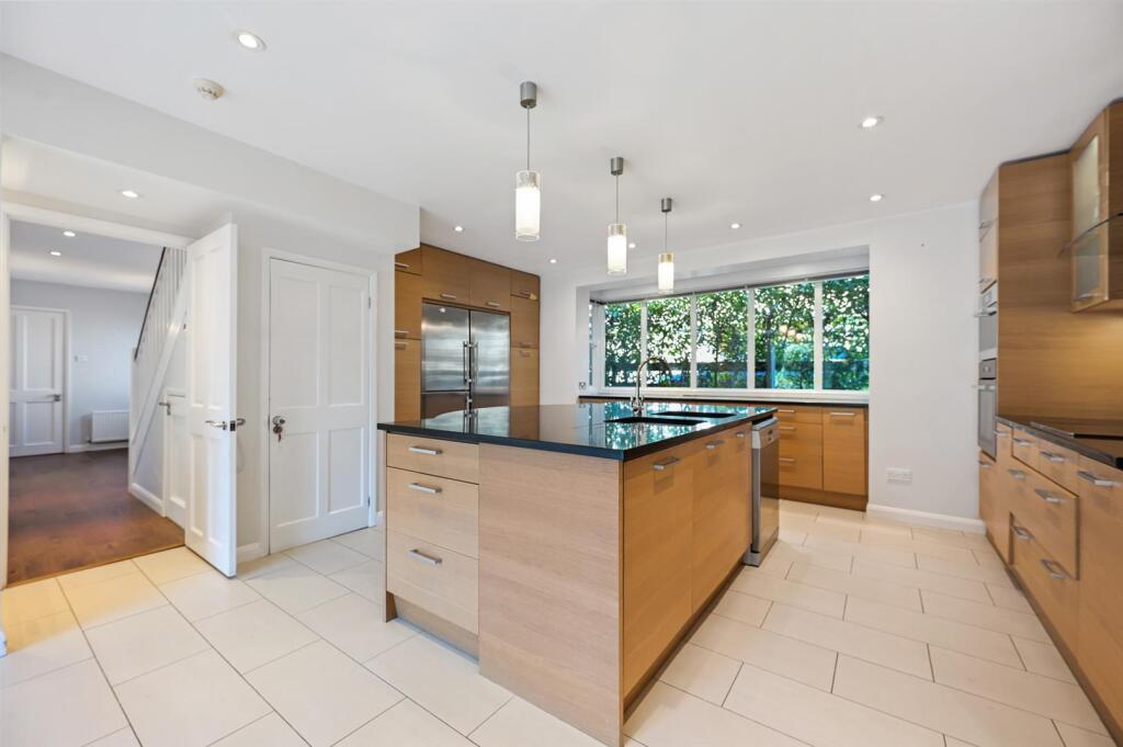 Kitchen.jpg