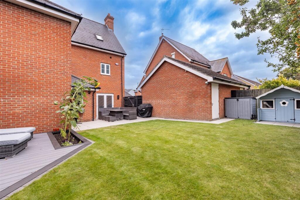 39 Kings Wood (25).jpg