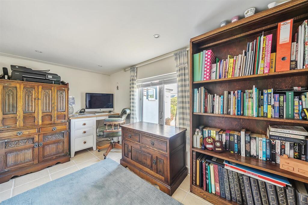 Study/Bedroom 4