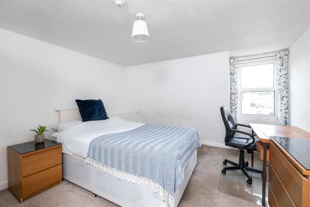 4 Beaufort East, Bath, BA1 6QF-12.jpg
