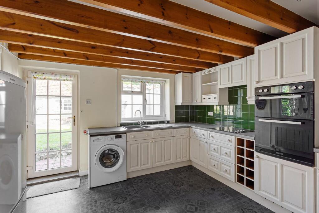 Swallows Cottage-17.jpg