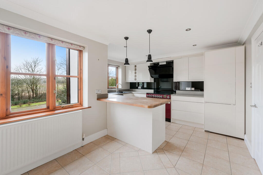 WONHAM PLACE, 8 (...