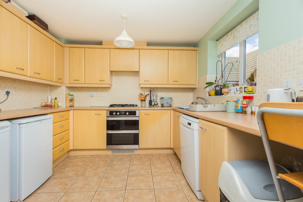 Kitchen/Breakfast...