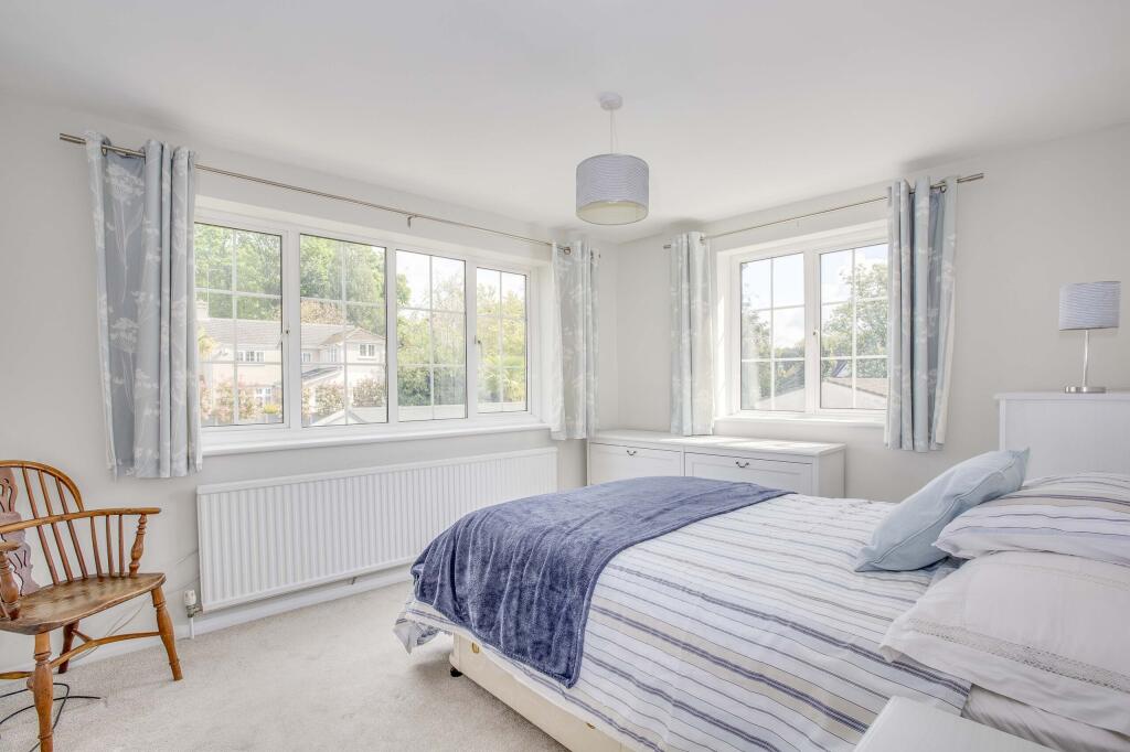 24 Elm Lane, SL8 5PG (LOW RES)-13
