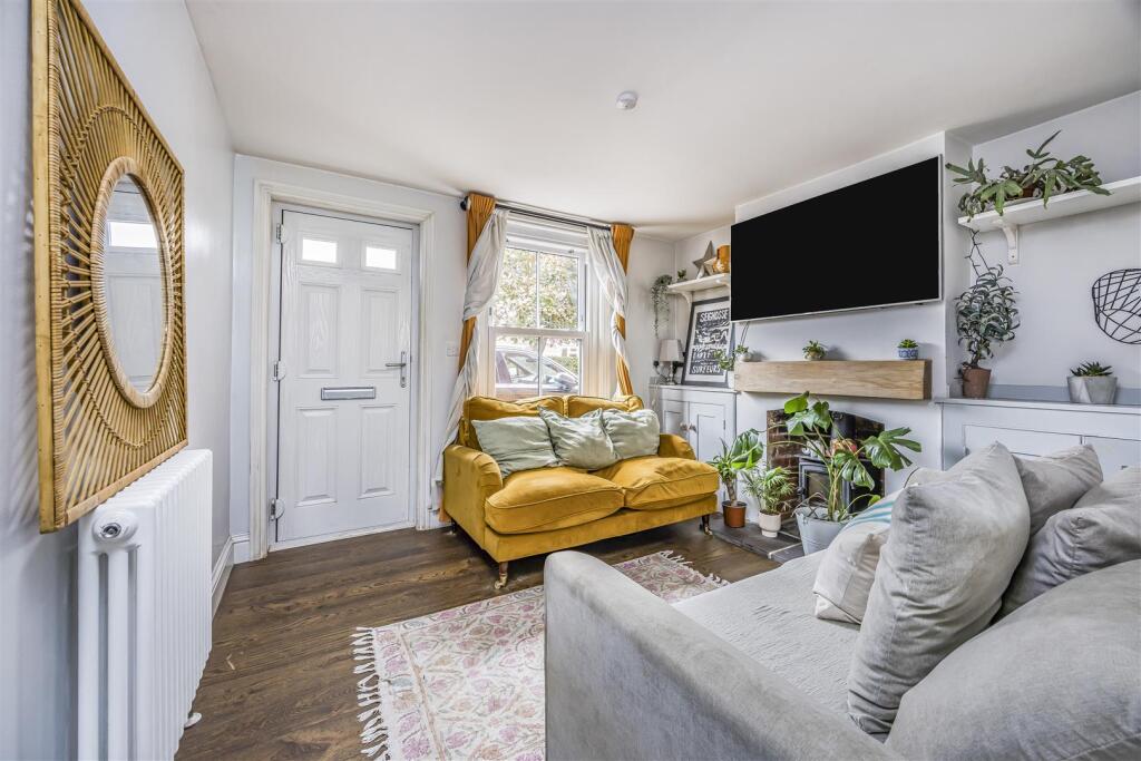 1 Beckenham Terrace, North Street, Westbourne-Port