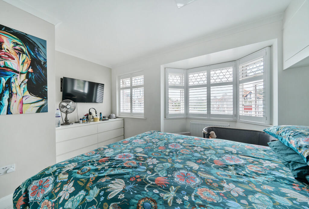 1313846-3-685c03b...