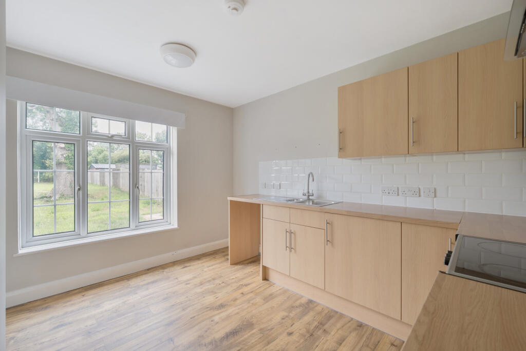 1315656-11-685bd4...