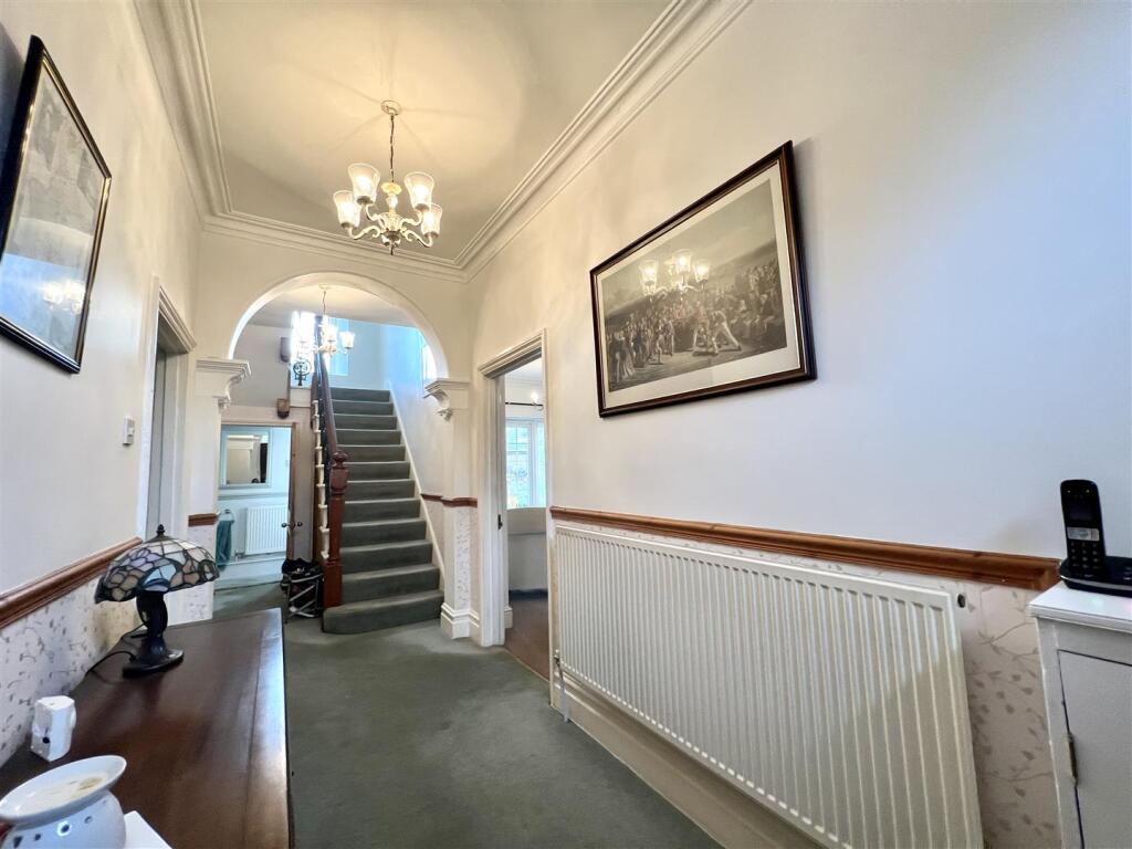 ENTRANCE HALL