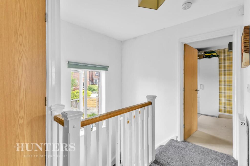 20 Oak Close (9).jpg