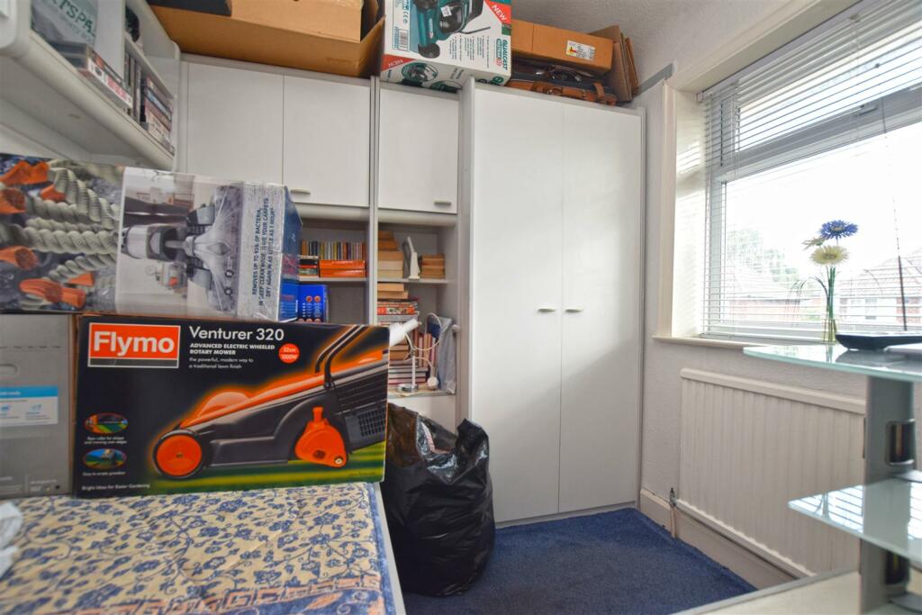 BEDROOM 3