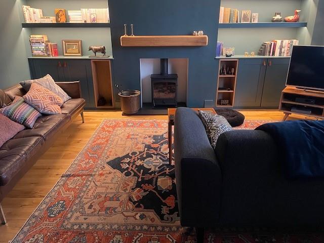 Front room 1.jpg