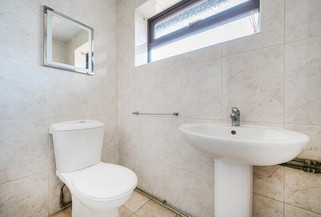 1305582-21-6842ed...