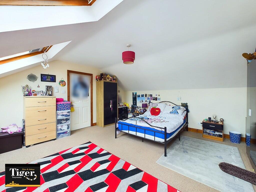 CAM03440G0-PR0198...