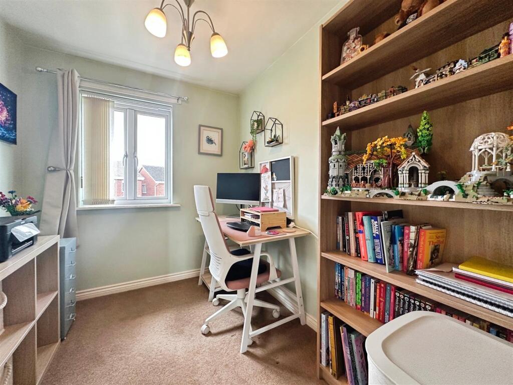 84d55632--4B04-9363-8948D1F974FA-26867-000009CECB5