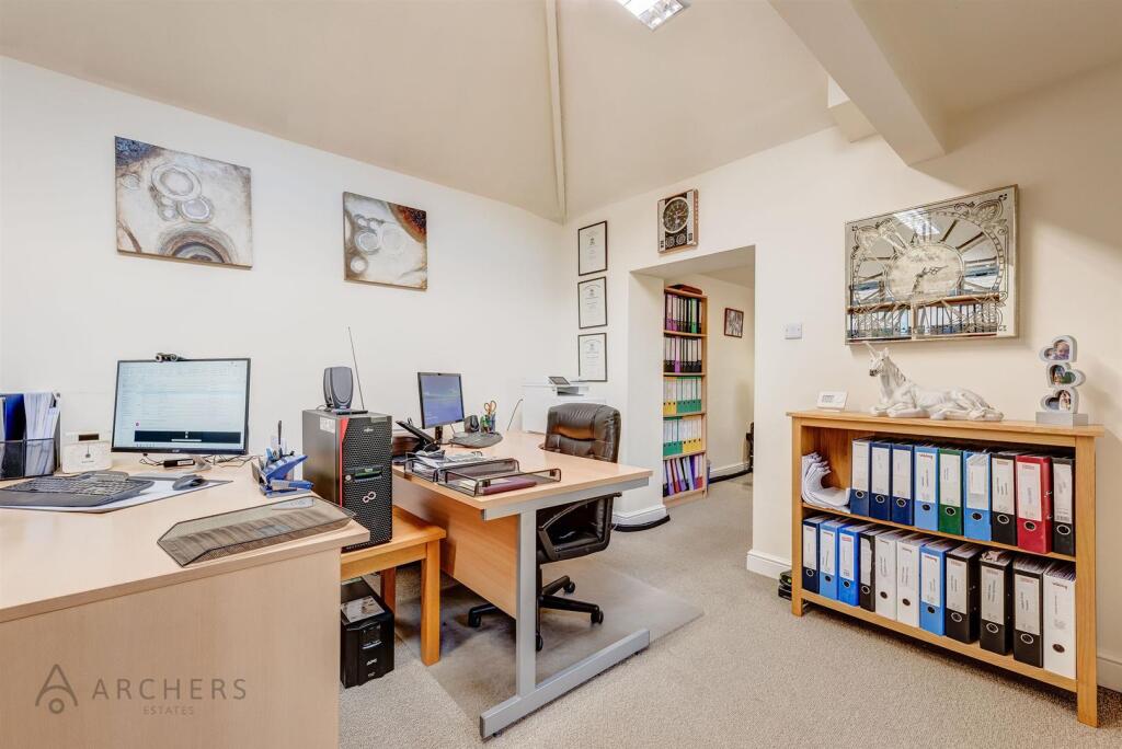 92WestbourneRoad(Office)-4.jpg