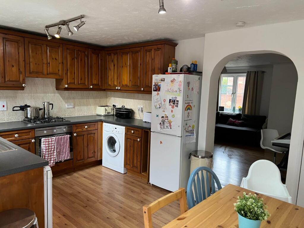 Wolfscote Lane Kitchen2.JPG