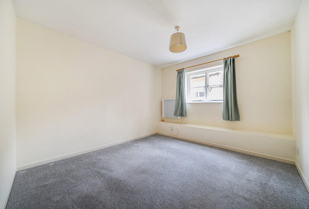 1365521-9-68ef6ed...