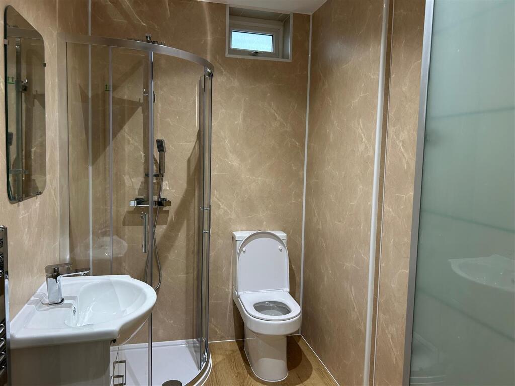 DOWNSTAIRS SHOWER ROOM