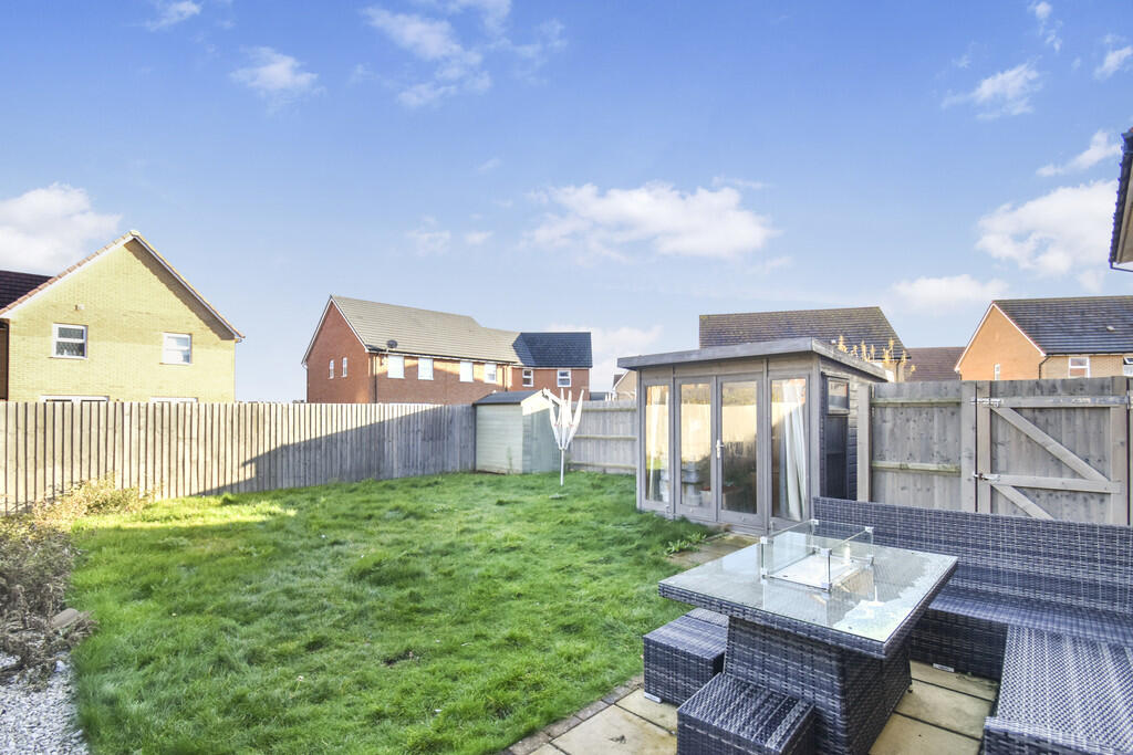 1358367_202512051...