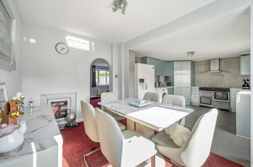 1340196-9-689f631...