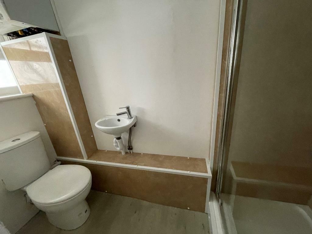 Shower Room/WC