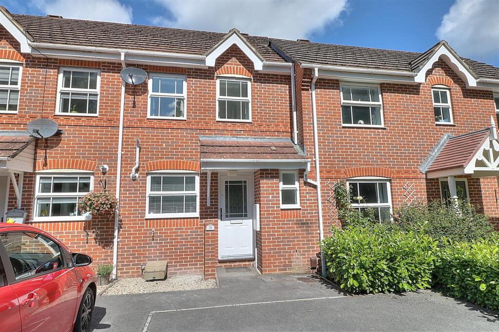 Tristram Close 31 Front 2.jpg