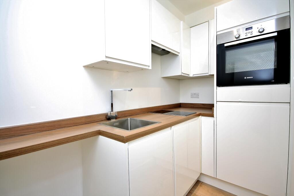 High Street, Woking, Surrey, GU21