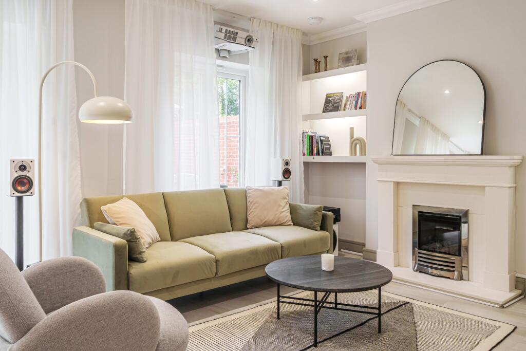 Sitting Area