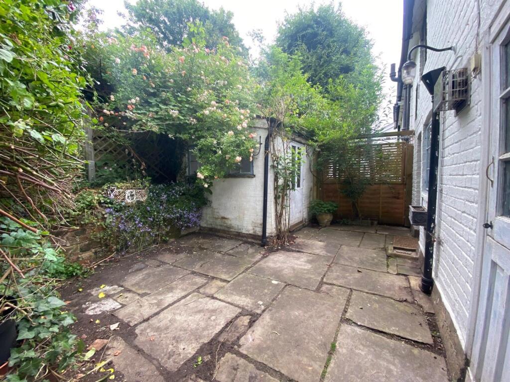 courtyard 1 1 the steps.jpg