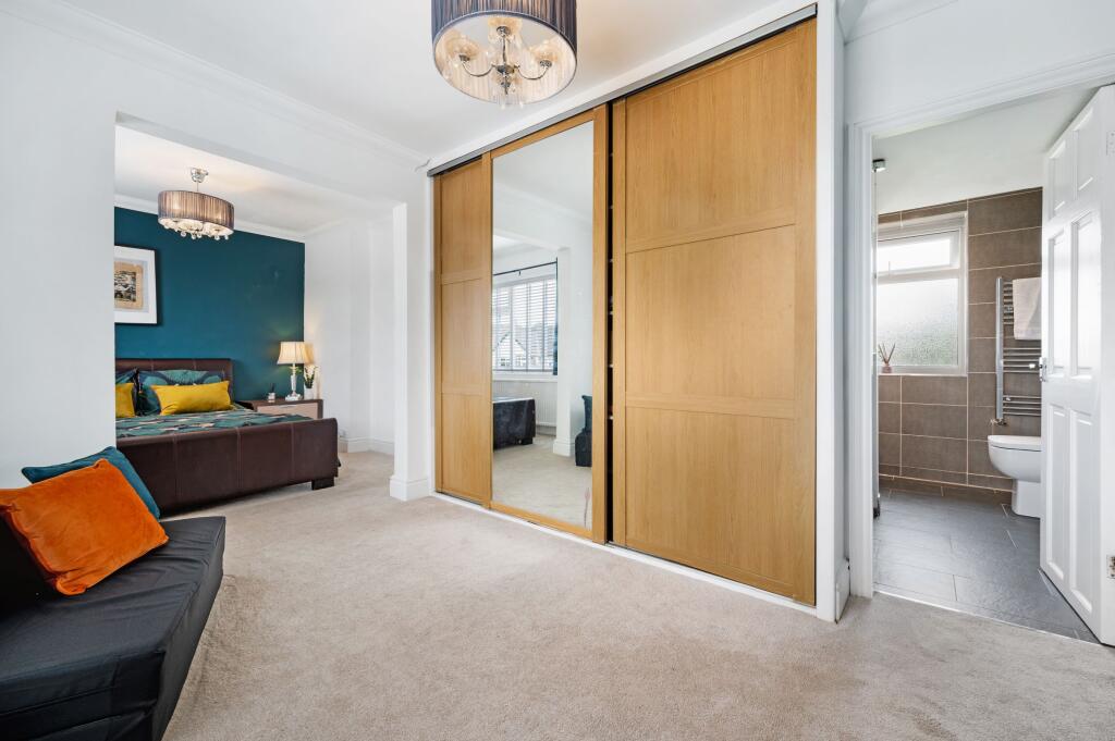 Principal Bedroom with Dressing Area