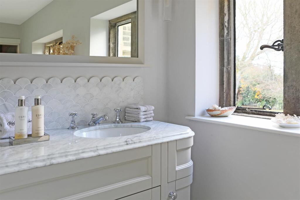 Oldfield Nook.88.Photoneg.co.uk.jpg