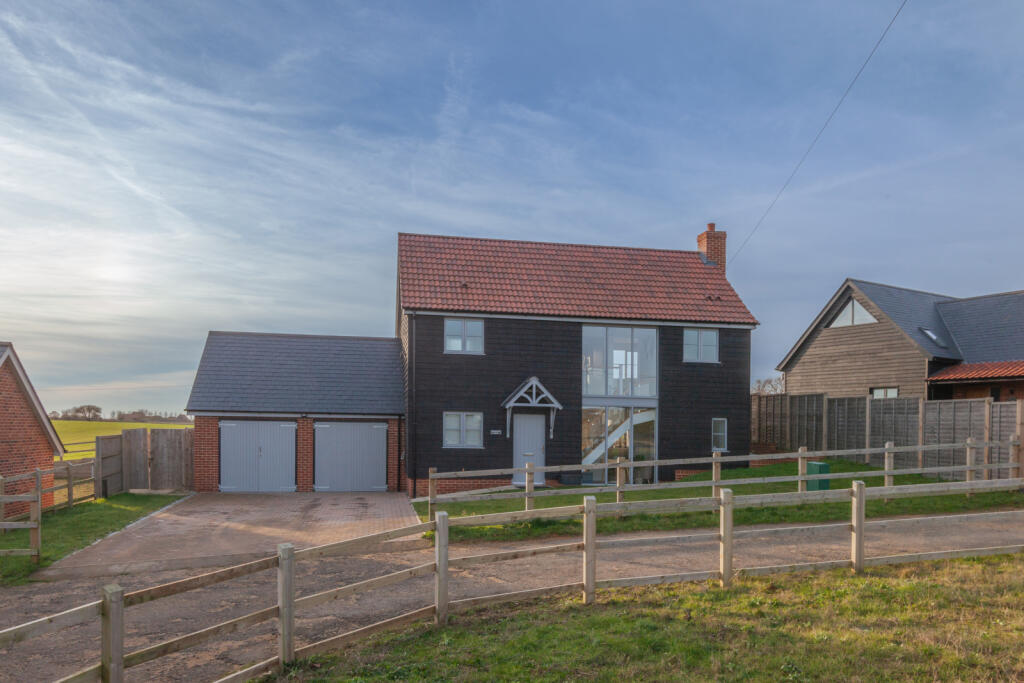 3 Bedroom Detached for Sale