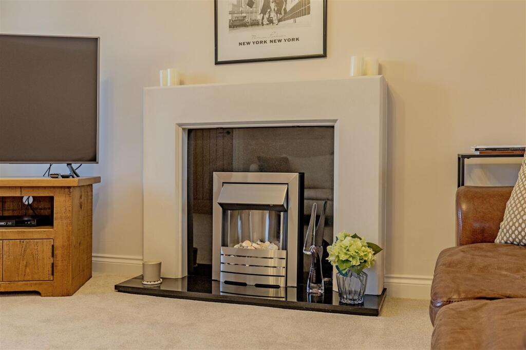 Reception Room-5.jpg