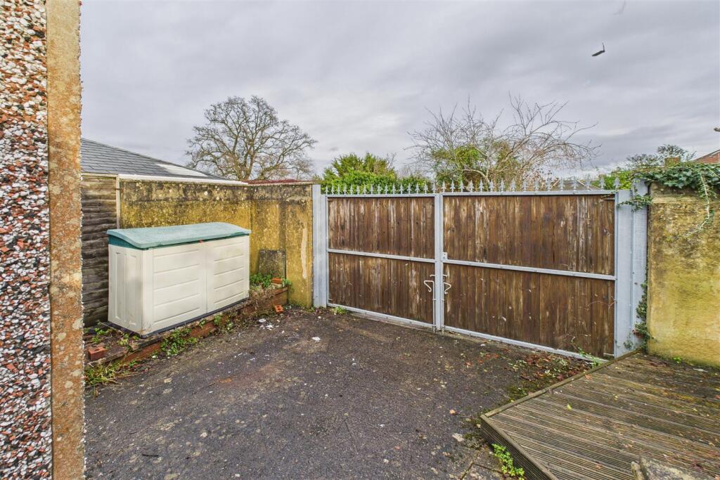 1 Charlton Park, Keynsham, Bristol BS31 2NA | Free