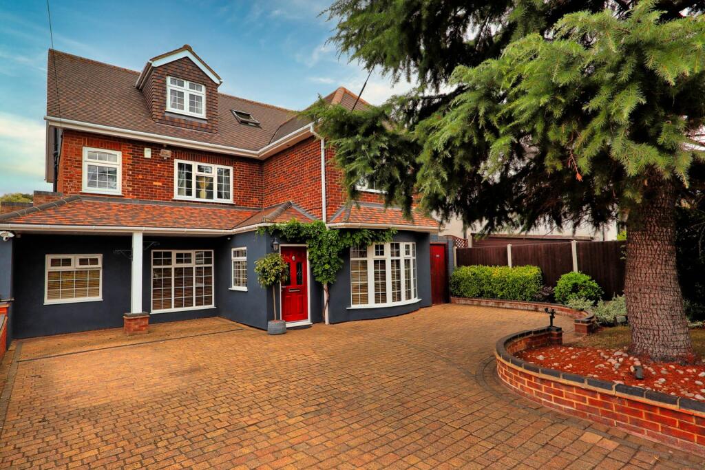 Rawreth Lane, Rayleigh