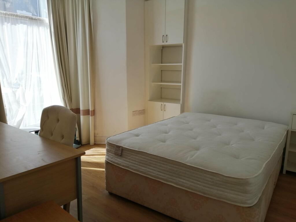 bed 1