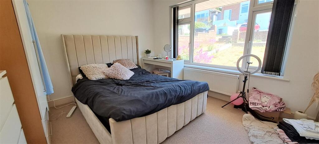 Bedroom 2 shot 2.jpg