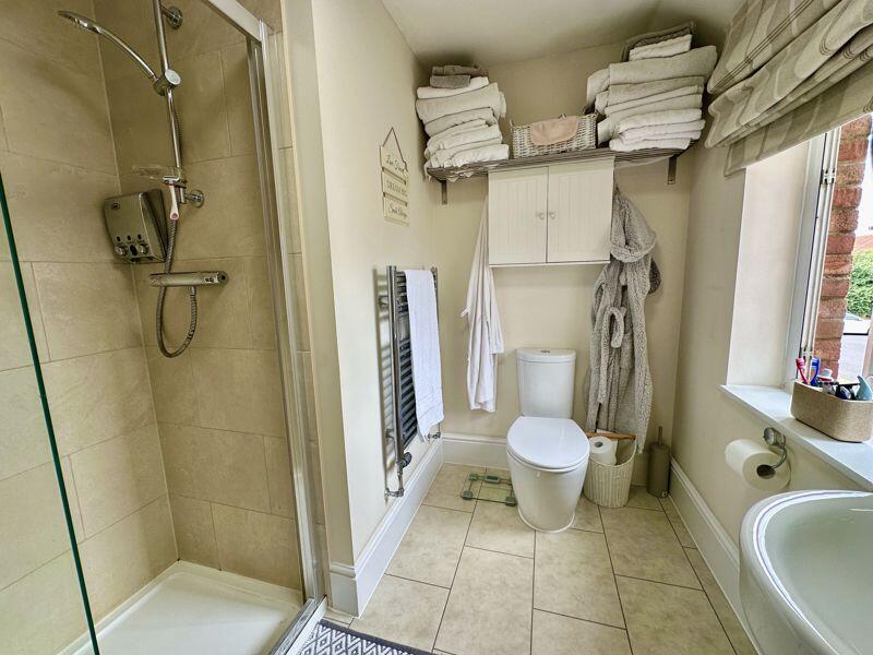 En suite shower room
