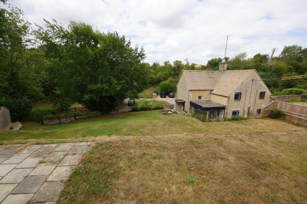 2 Hinton Farm Cotttages - Top Garden 1.jpg