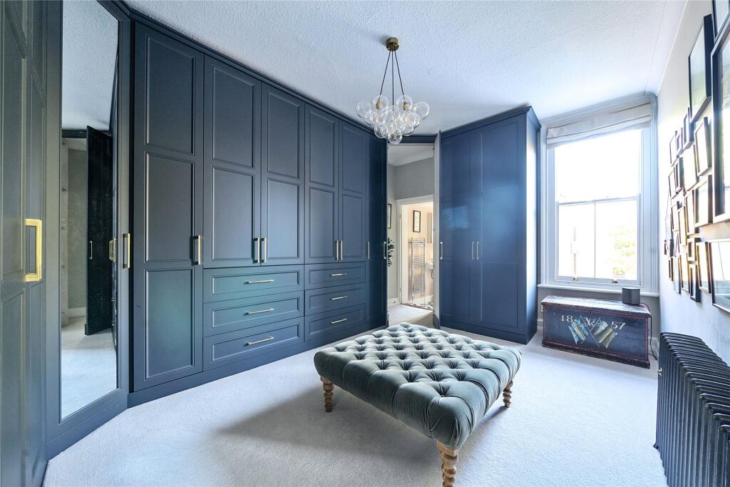 Bed 2/Dressing Room