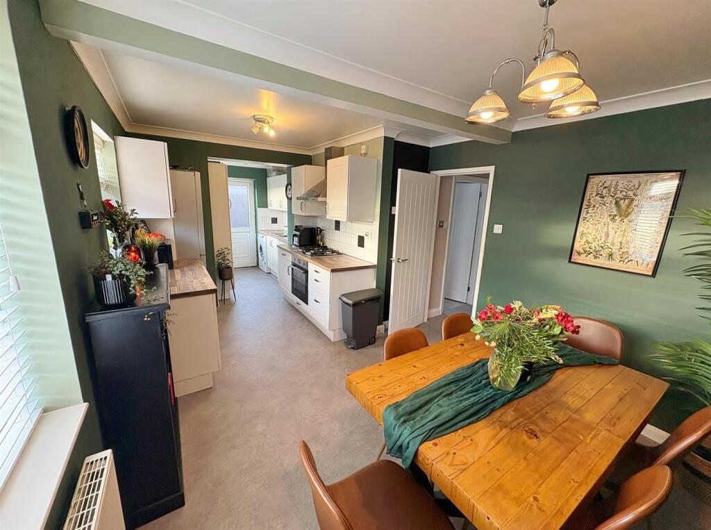 Kitchen Diner