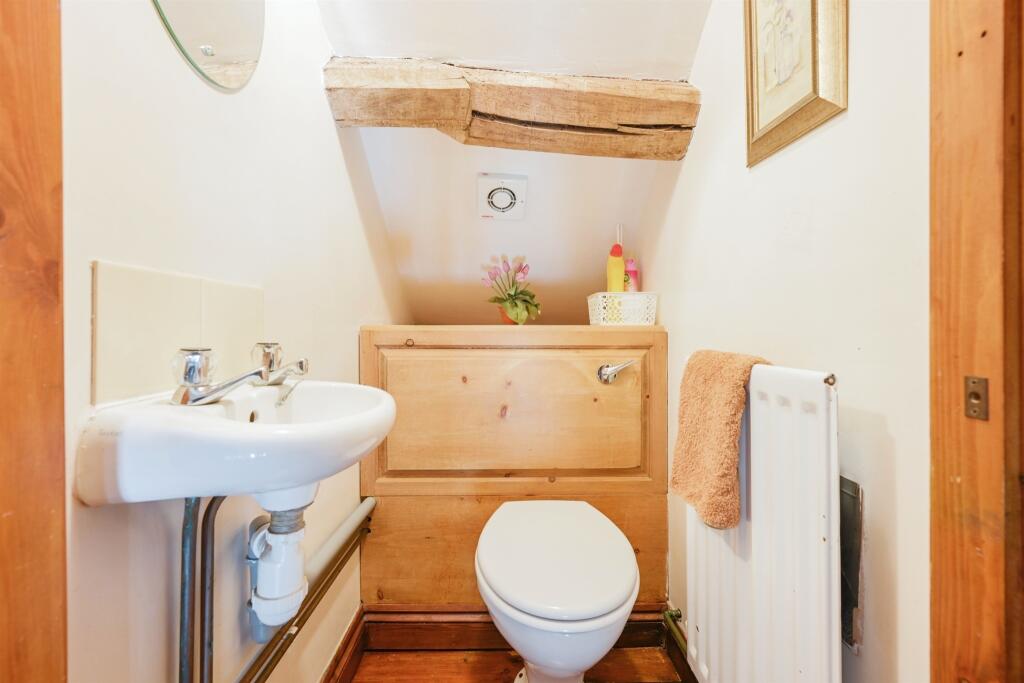 Cloakroom: