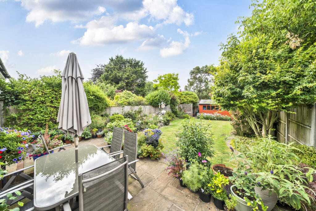 1320276-8-686c05e...