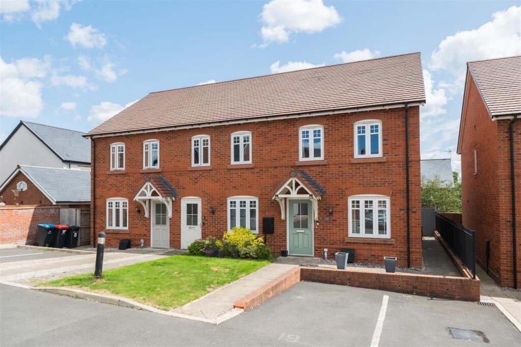 19 Hazelhurst Way-027.jpg