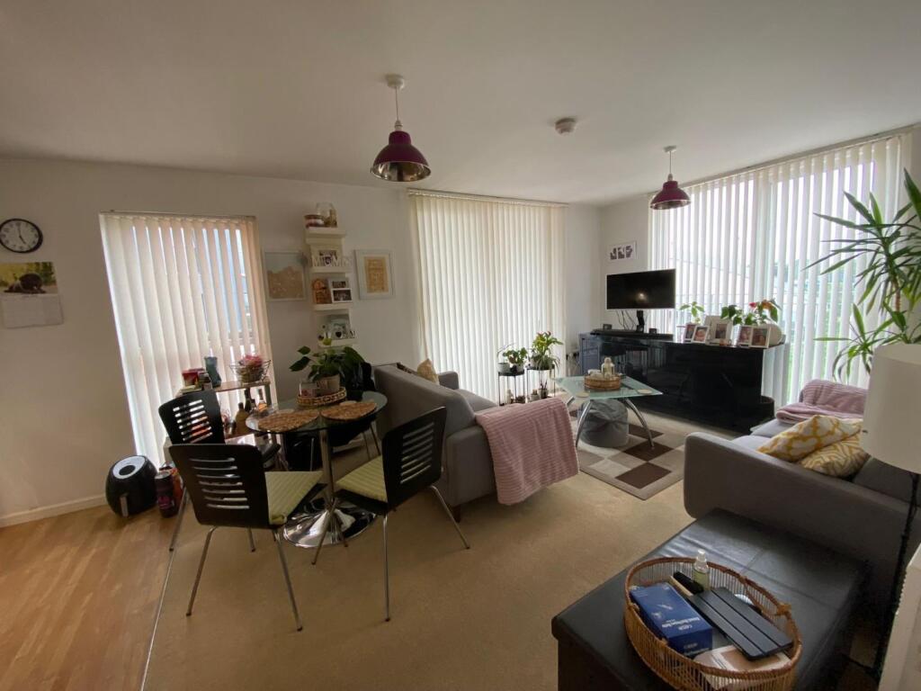 WhatsApp Image 2024-06-03 at 17.03.23 (2).jpeg