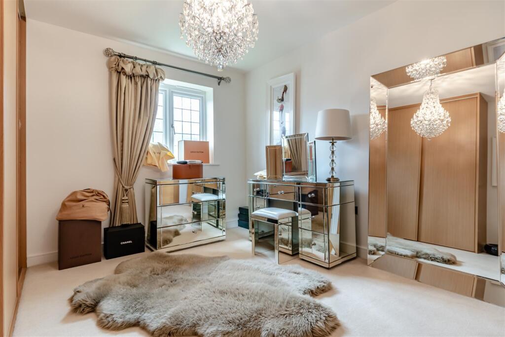 8557201-interior17.jpg