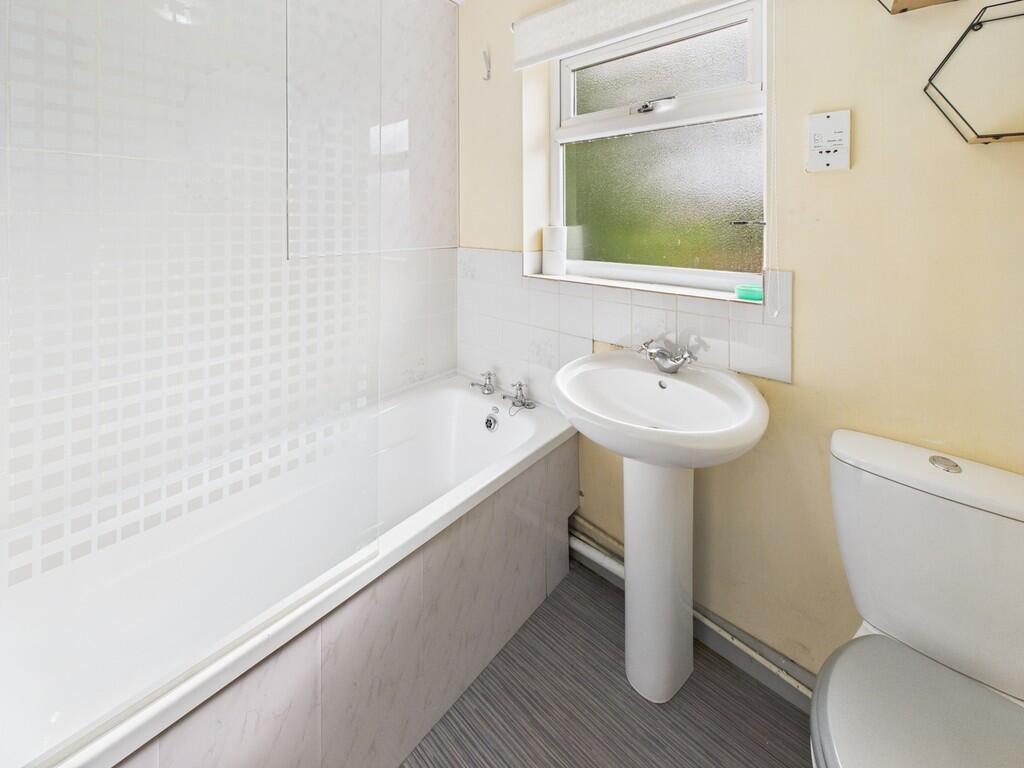 CAM02854G0-PR0449...