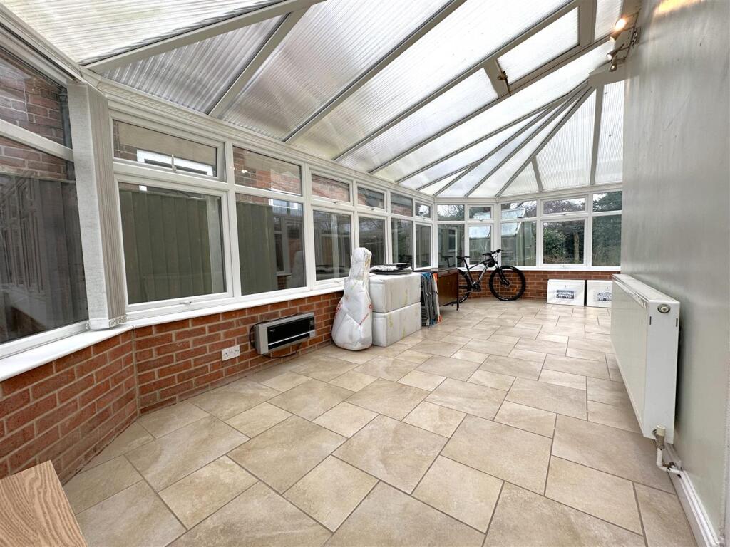 Large Conservatory 013