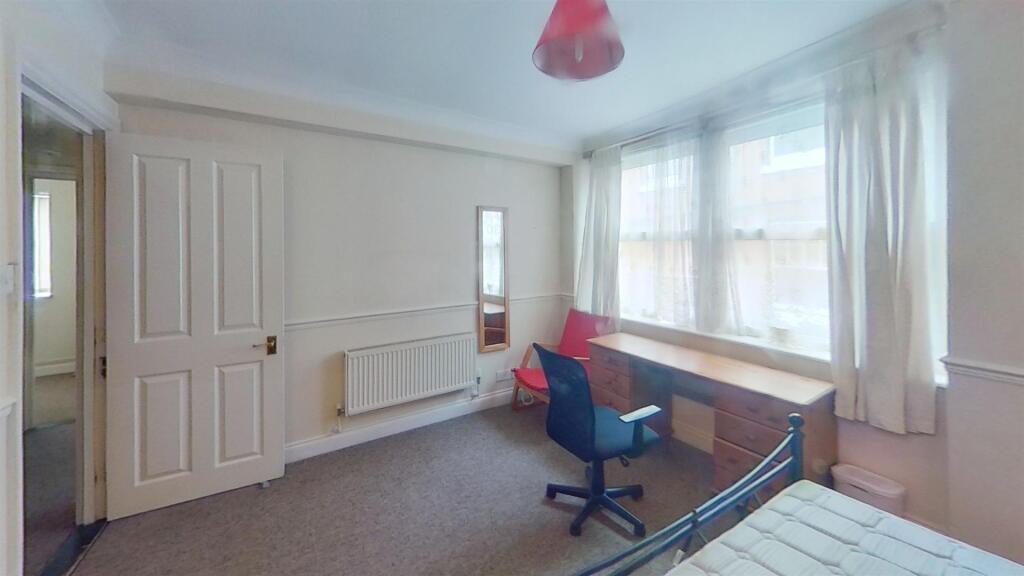 Hampshire Terrace (32-32) (2 flat) photo 1